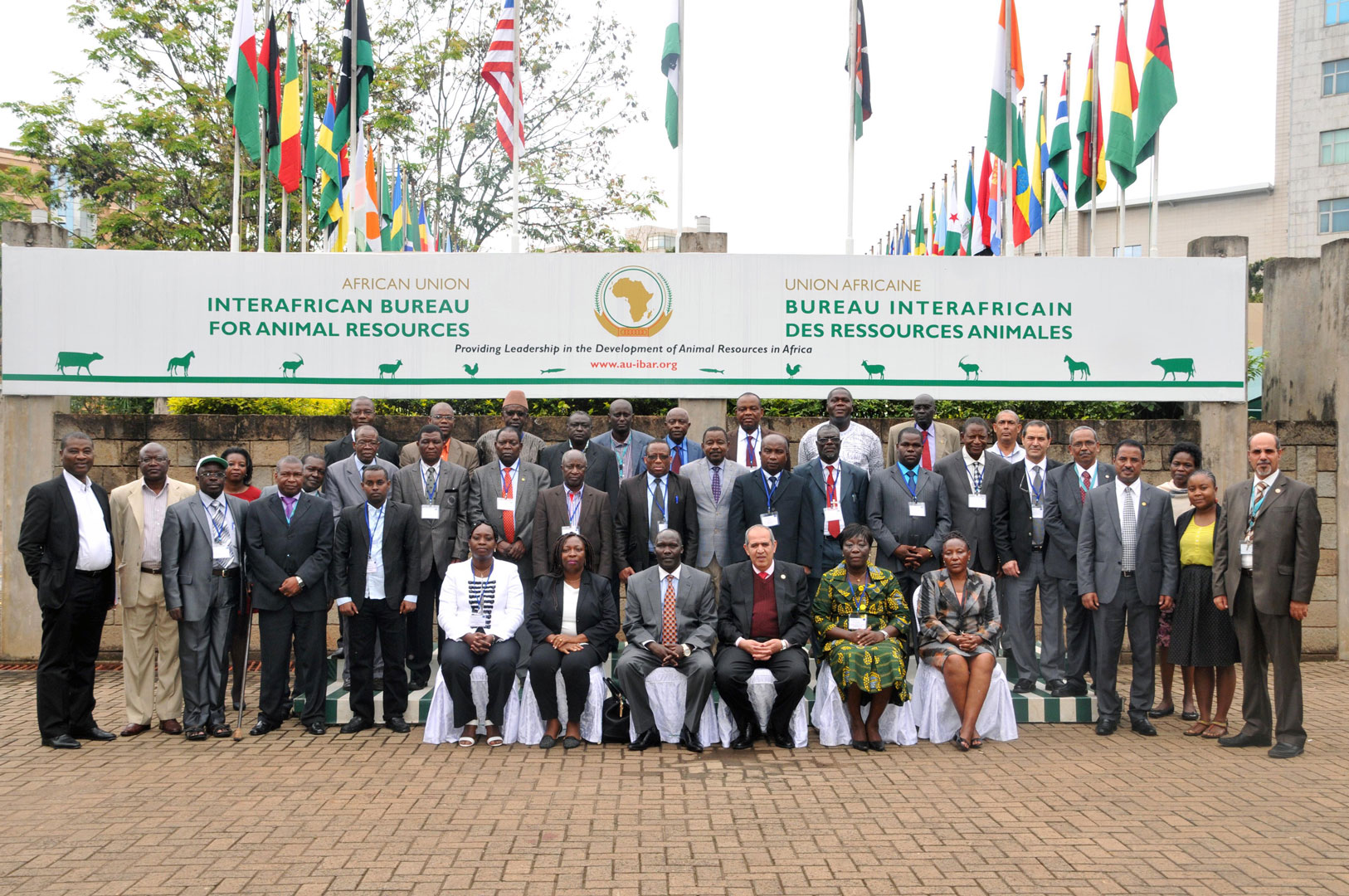  © 2015 AU-IBAR. Group photo of the participants at the forum.