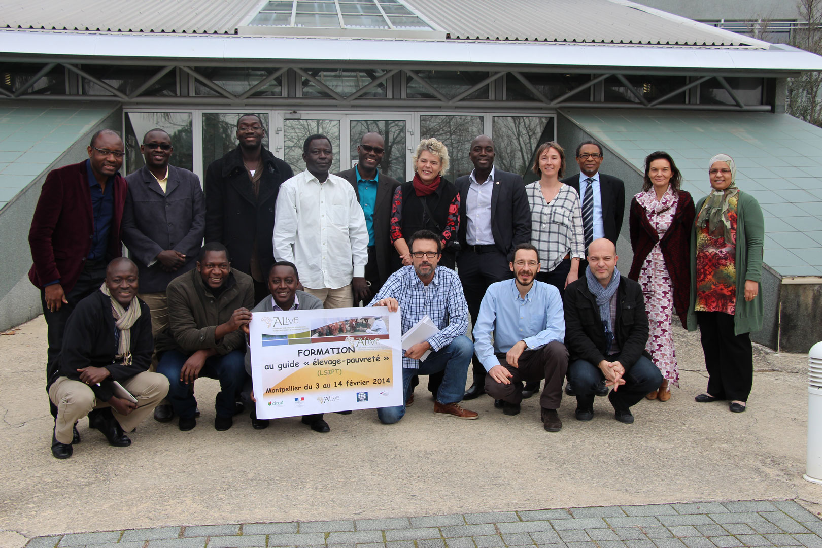 © 2014 AU-IBAR. Group photo of the participants.
