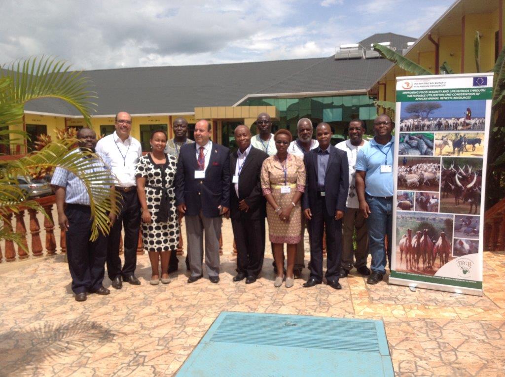 © 2016 AU-IBAR. Group photo of write-shop participants.